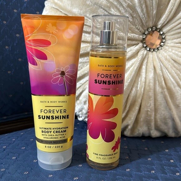 Bath & Body Works Other - BATH & BODY WORKS SET. . . FOREVER SUNSHINE SCENT